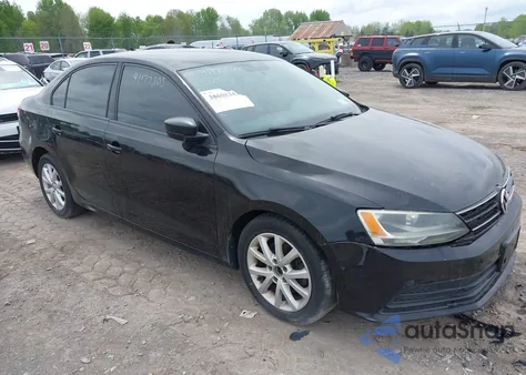 2015 Volkswagen Jetta 1.8T Se z USA, uszkodzony, nr VIN 3VWD17AJ8FM321933